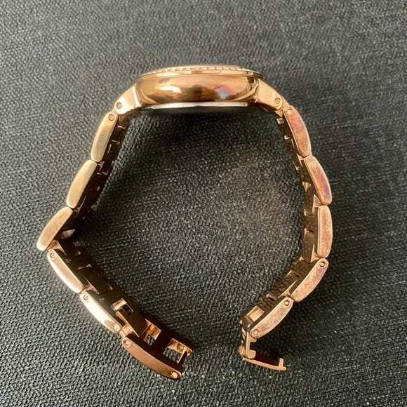 ‼️SOLD‼️Fossil Ladies watch - Picture 3 of 4